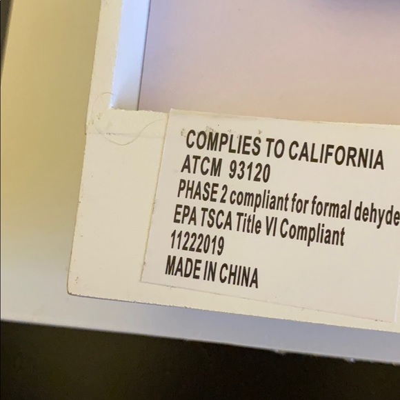 Bundle & Save 2/$20. Girltter & Gold wall clock - Picture 5 of 5